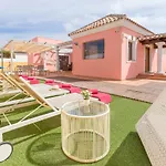 Bella Lucia 3. Piscina Climatizada, Wifi, Bbq.