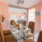 Bella Lucia 3. Piscina Climatizada, Wifi, Bbq. * Corralejo