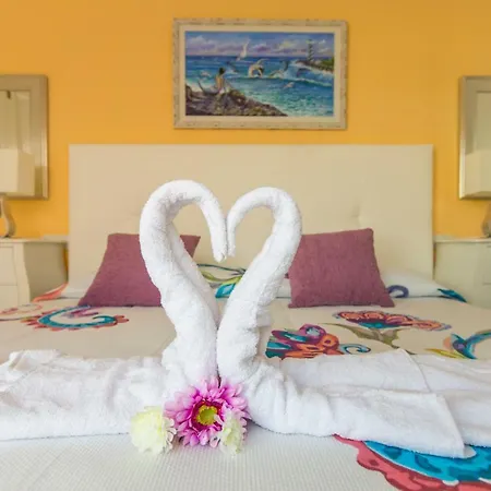 Bella Lucia 3. Piscina Climatizada, Wifi, Bbq. * Corralejo