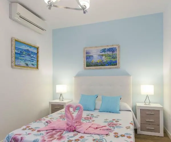 Semesterbostad Bella Lucia 3. Piscina Climatizada, Wifi, Bbq. Corralejo