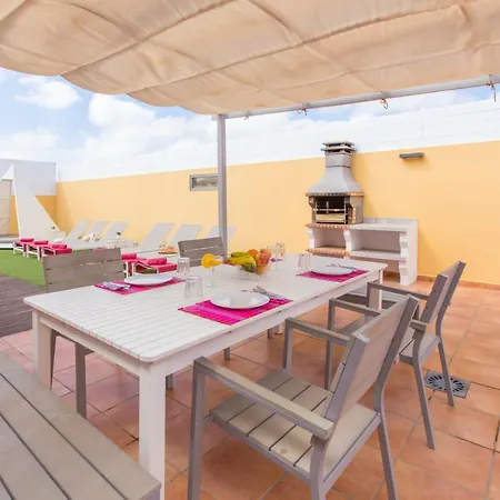 Prázdninový dům Bella Lucia 3. Piscina Climatizada, Wifi, Bbq. *