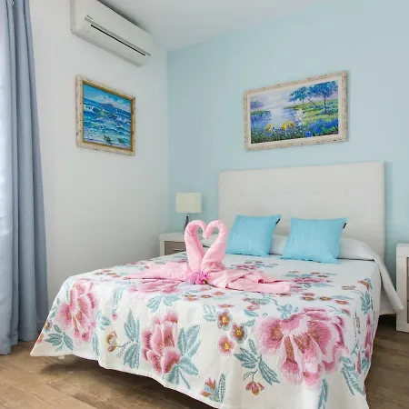 Bella Lucia 3. Piscina Climatizada, Wifi, Bbq. Vakantiehuis *